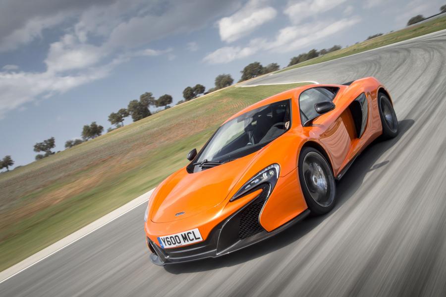  McLaren 650S 2014 года  (фото 23 из 30)